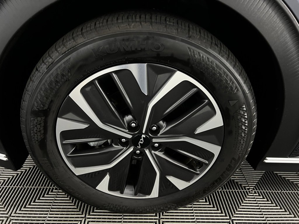 Used 2024 Kia EV6 Light image 13