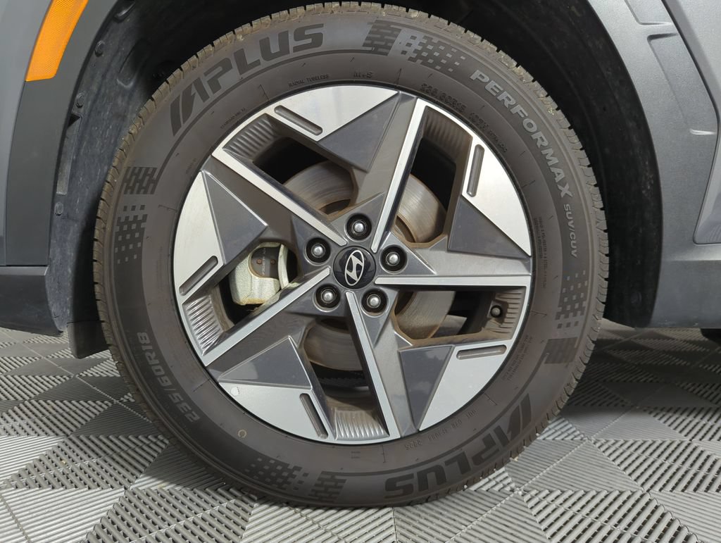 Used 2025 Hyundai Tucson SEL FWD image 21