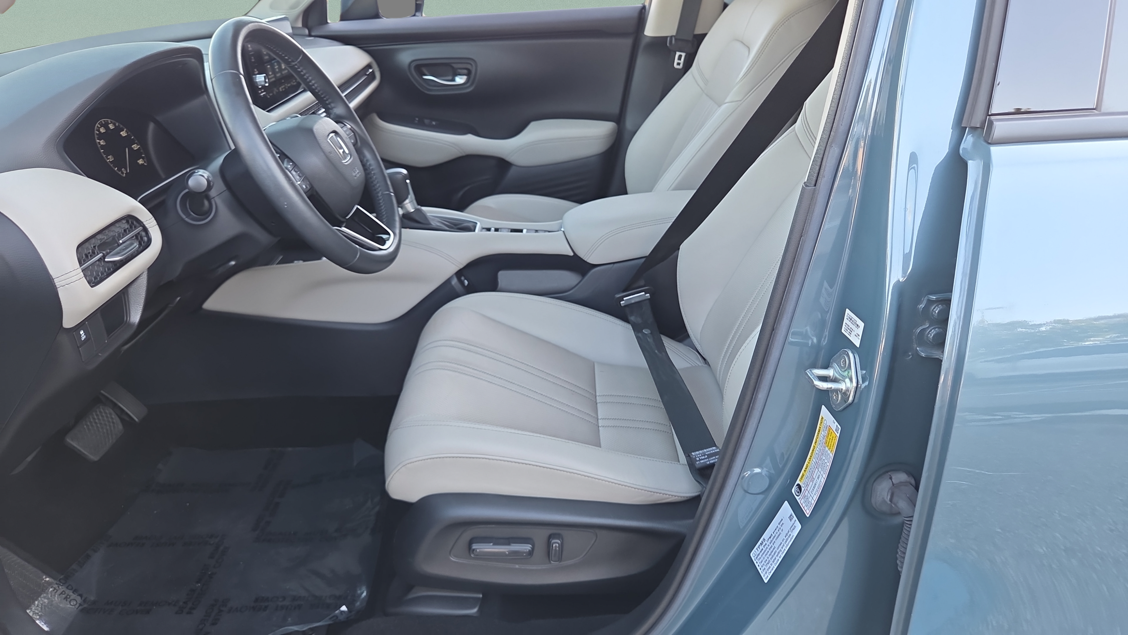 Certified 2023 Honda HR-V EX-L image 9