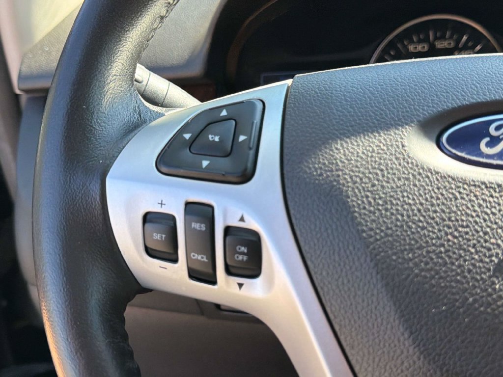 Used 2013 Ford Edge Limited FWD image 35
