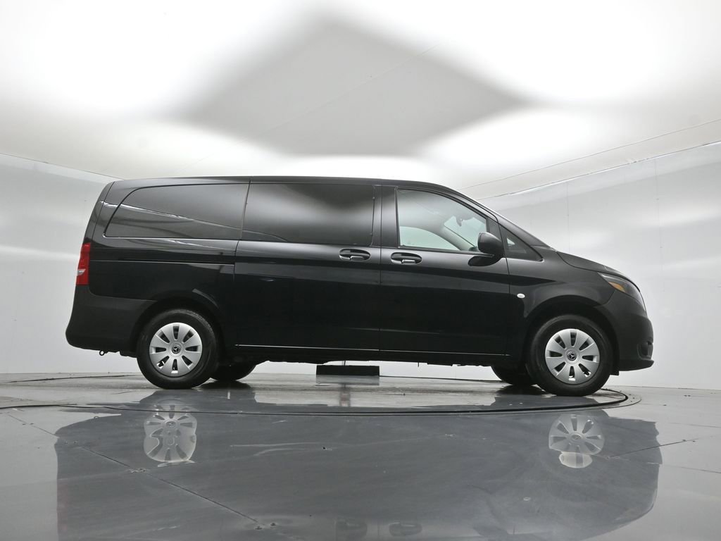 Used 2023 Mercedes-Benz Metris Passenger image 44