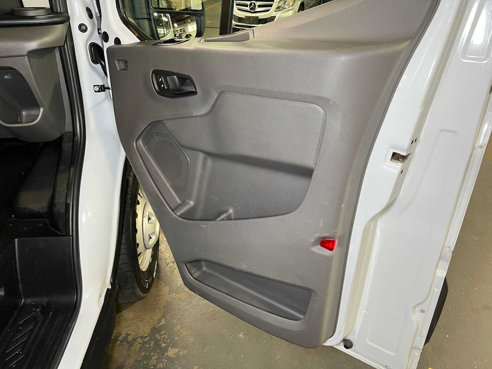 Used 2023 Ford Transit 250 Medium Roof AWD w/ Load Area Protection Package image 10