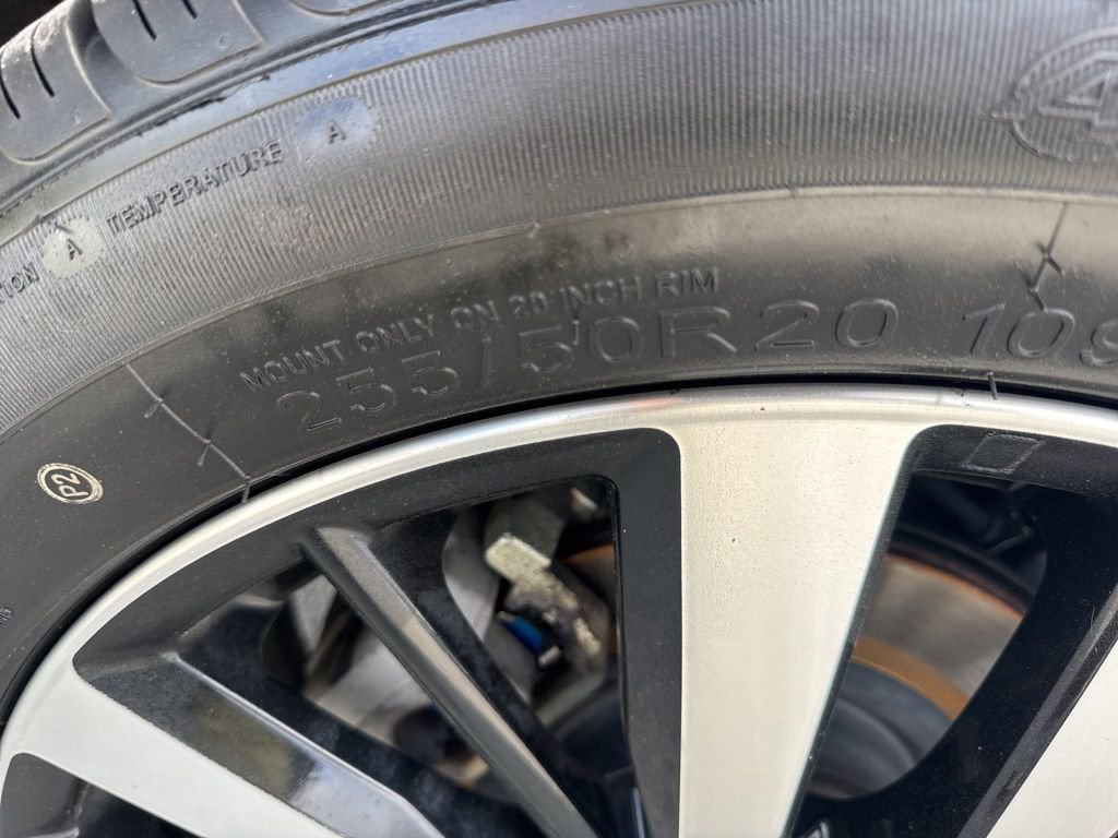 Used 2023 Nissan Pathfinder Platinum w/ Cargo Package AWD/4WD image 36