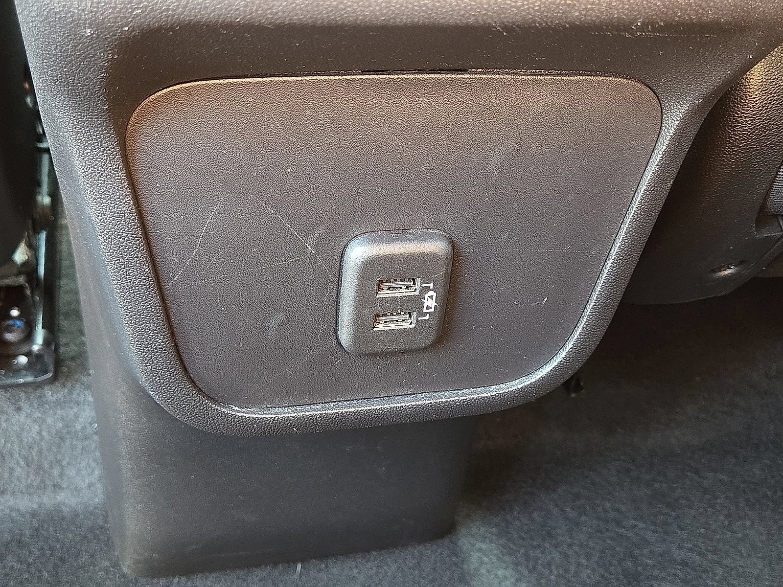 Used 2024 Chevrolet Equinox LT FWD image 16