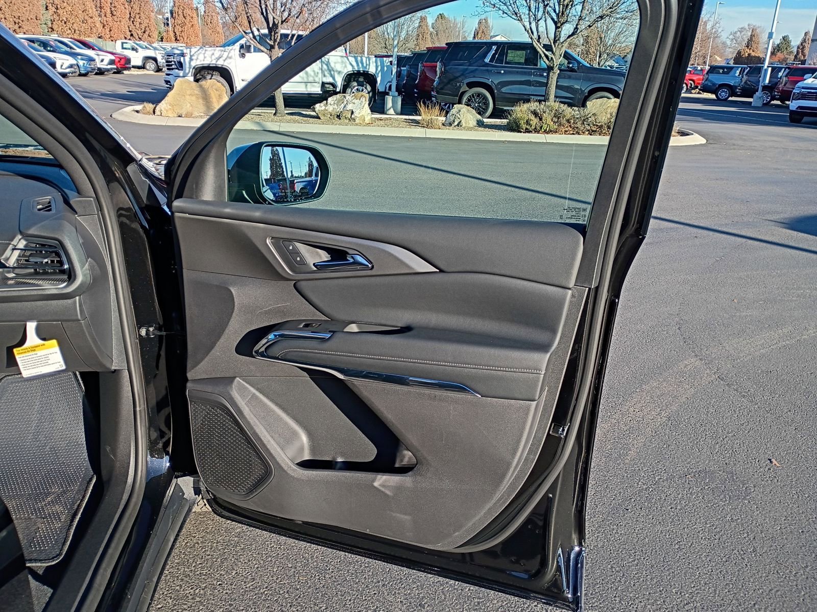 New 2026 Chevrolet Traverse LT w/ Midnight/Sport Edition image 21