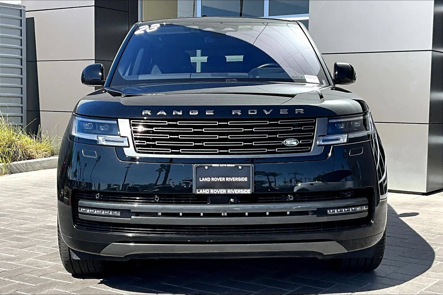 Certified 2023 Land Rover Range Rover SE AWD/4WD image 2