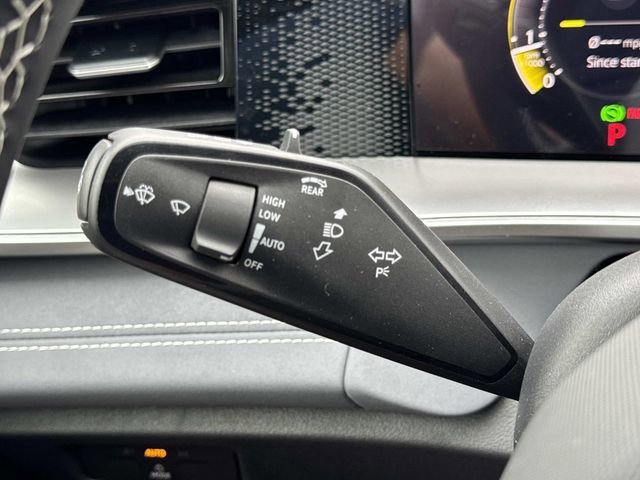 New 2026 Volkswagen Tiguan SE image 20