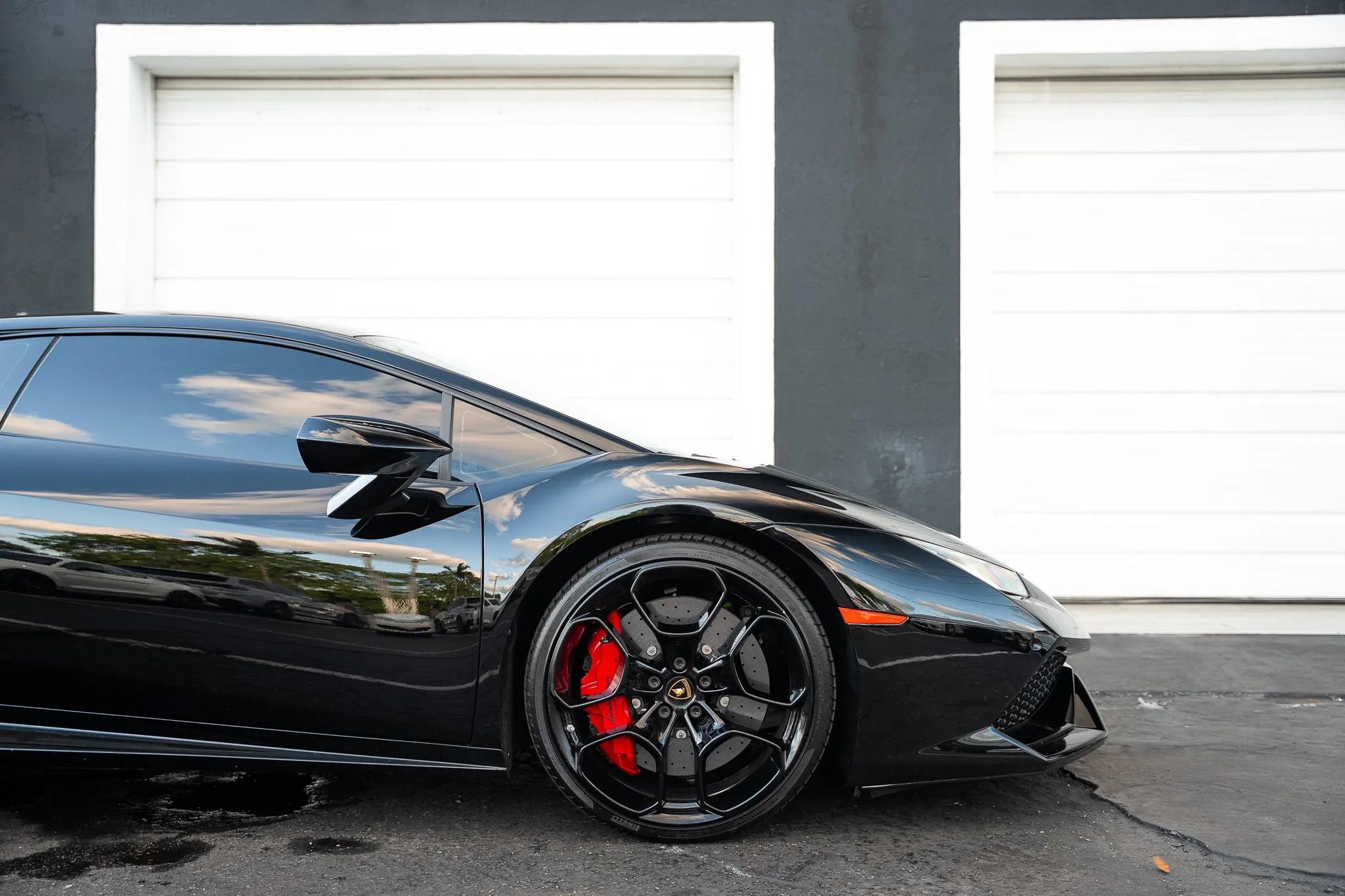 Used 2015 Lamborghini Huracan LP 610-4 AWD/4WD image 9