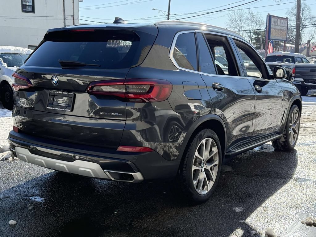 Used 2022 BMW X5 xDrive45e AWD/4WD image 9