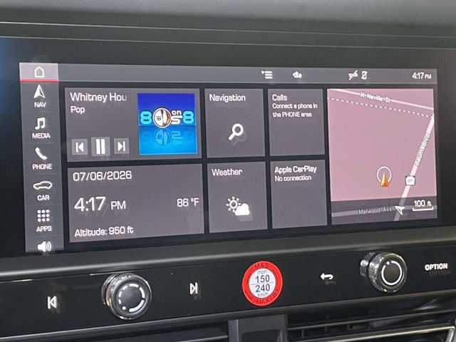 Certified 2026 Porsche Macan AWD/4WD image 28