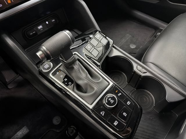 Certified 2025 Kia Sportage EX AWD/4WD image 25