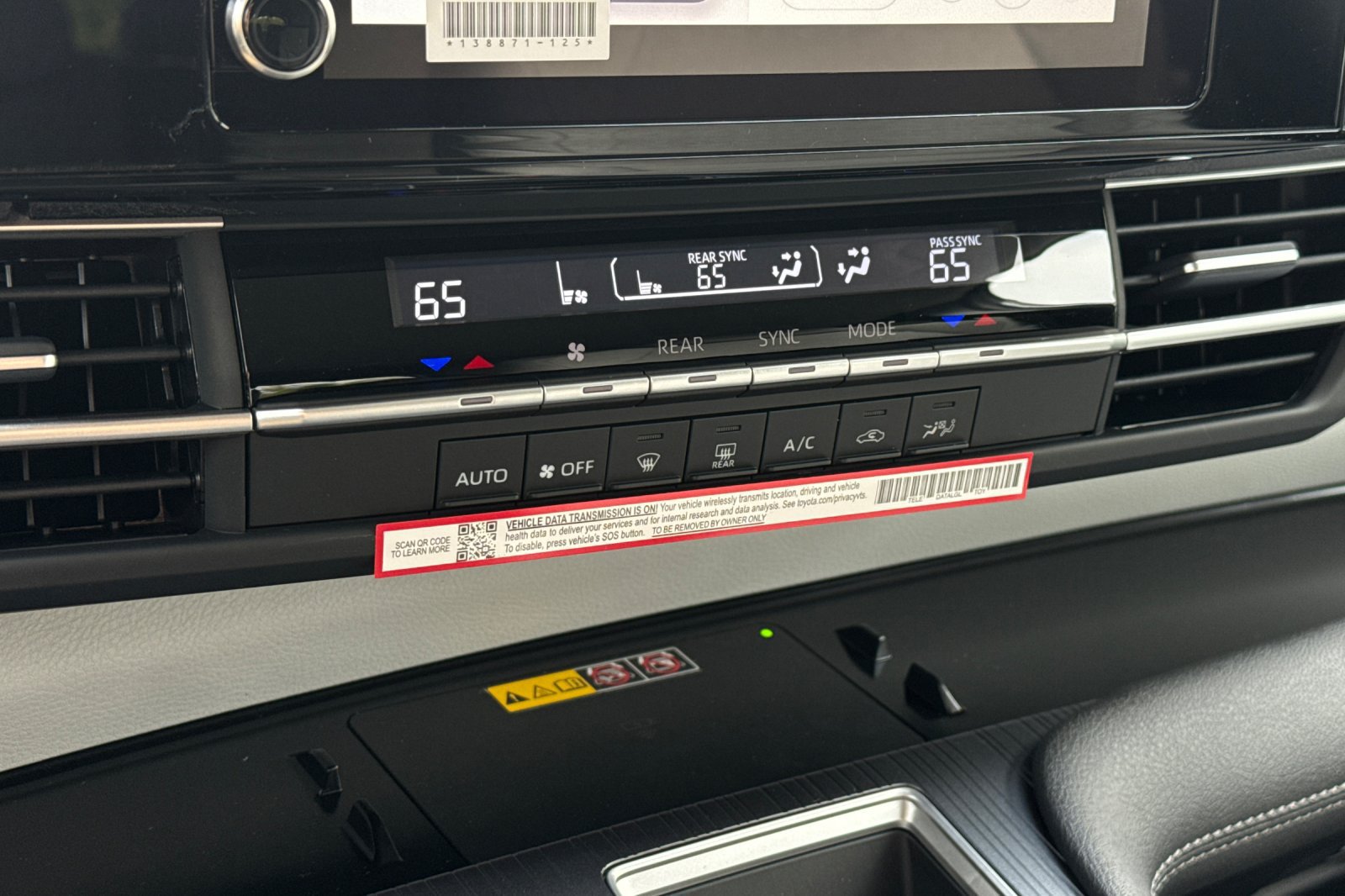 New 2026 Toyota Sienna LE FWD image 26