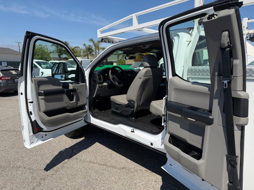 Used 2022 Ford F350 XL w/ Power Equipment Group image 35