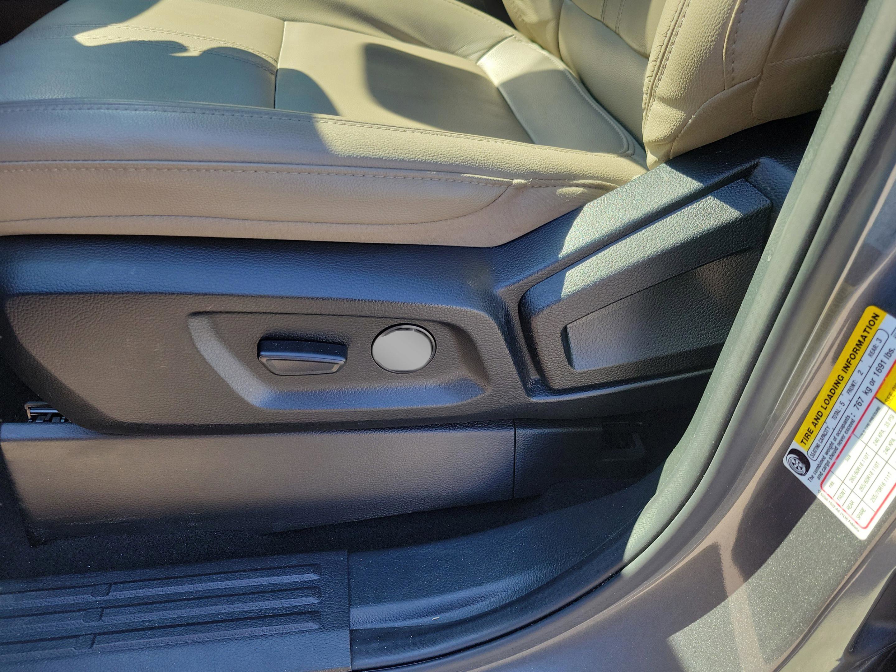 Used 2021 Ford Ranger Lariat w/ Trailer Tow Package image 10