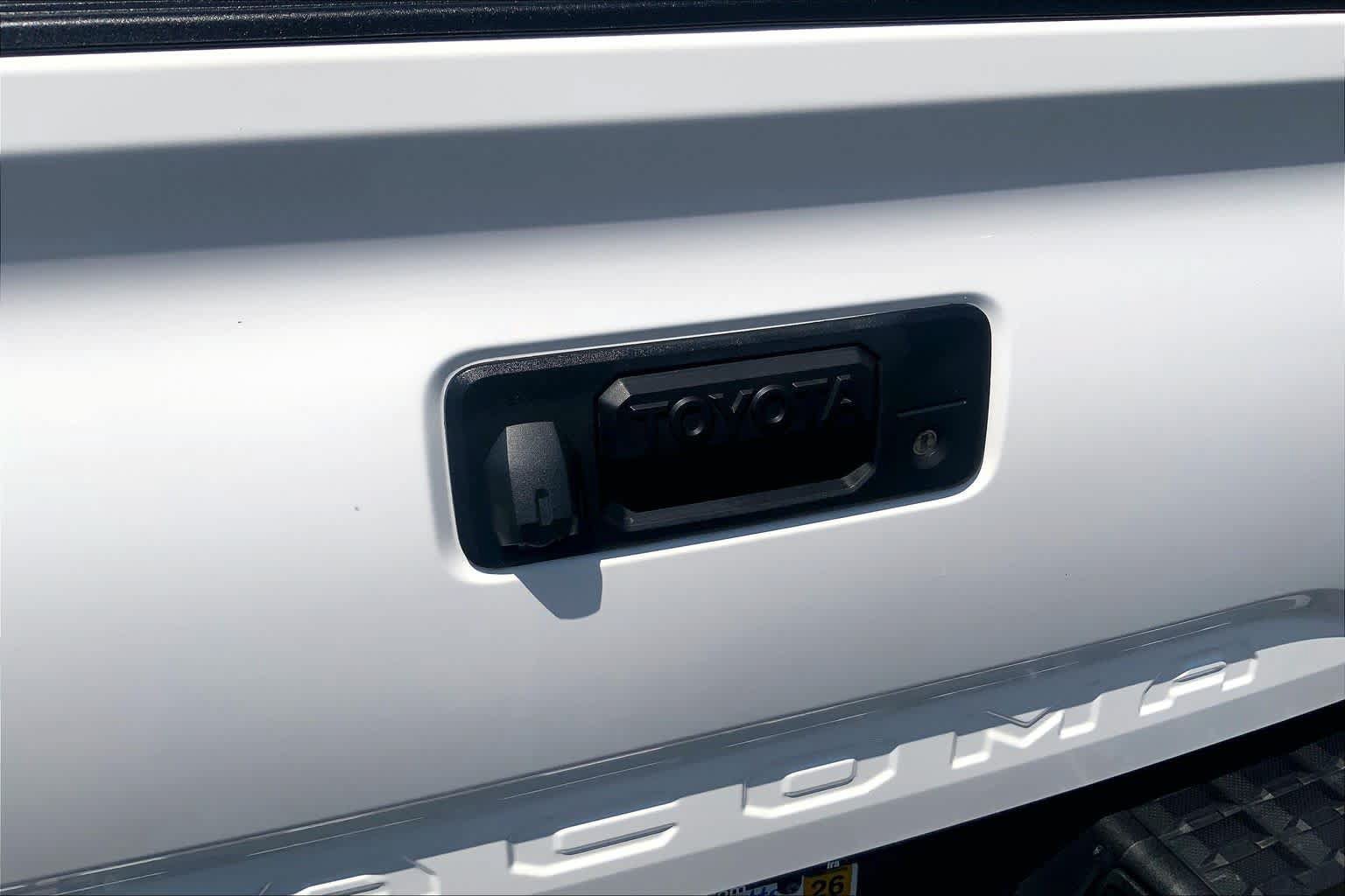 Certified 2023 Toyota Tacoma TRD Sport w/ Technology Package AWD/4WD image 31
