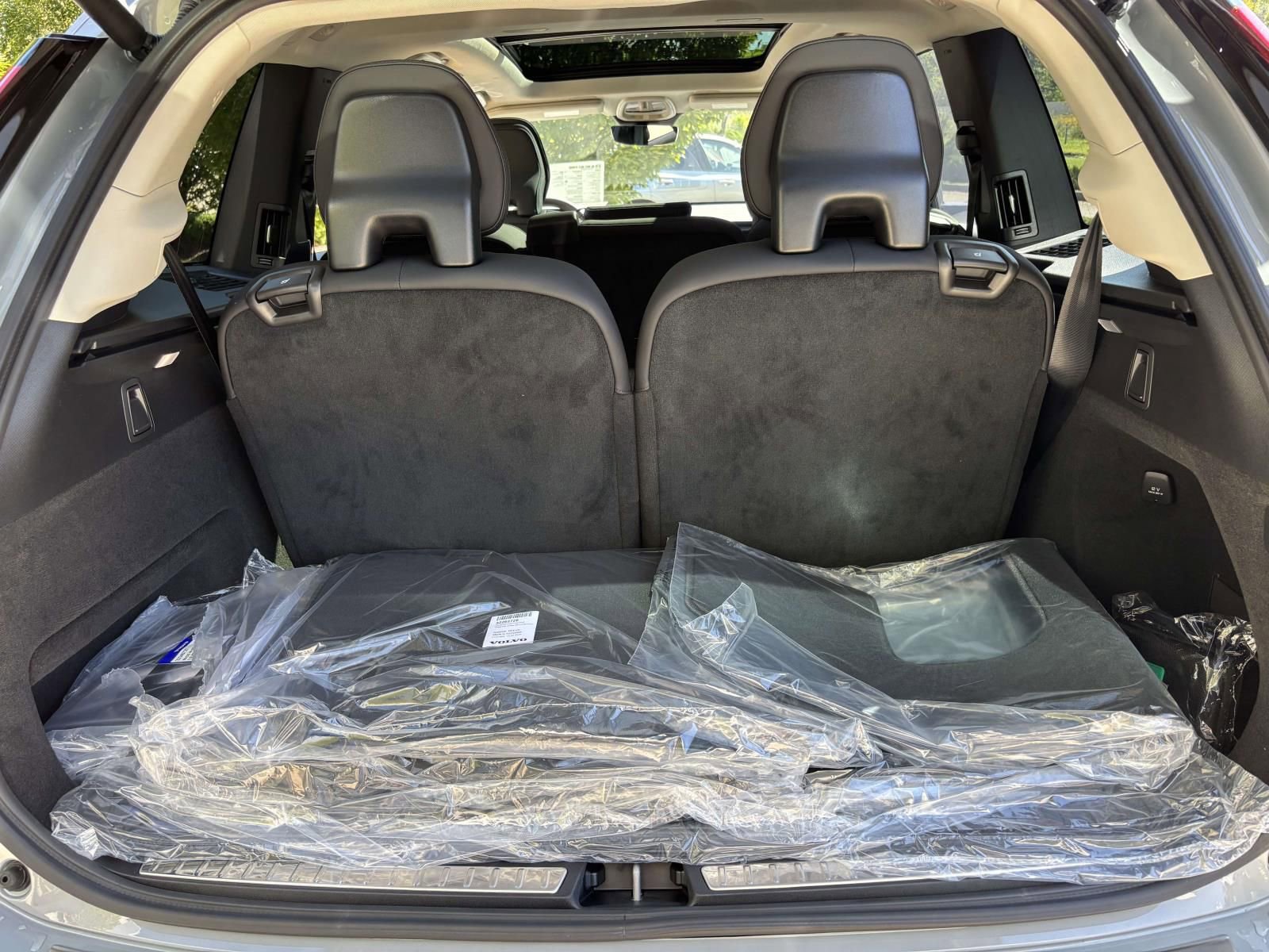 Used 2026 Volvo XC90 B6 Plus w/ Protection Package Premier AWD/4WD image 9
