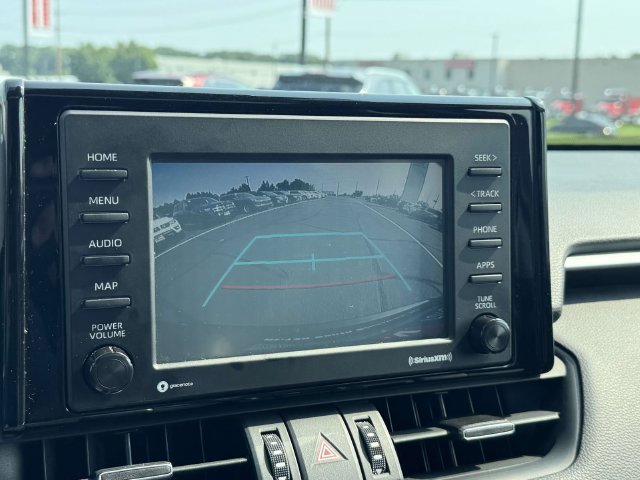 Used 2020 Toyota RAV4 XLE Premium AWD/4WD image 17