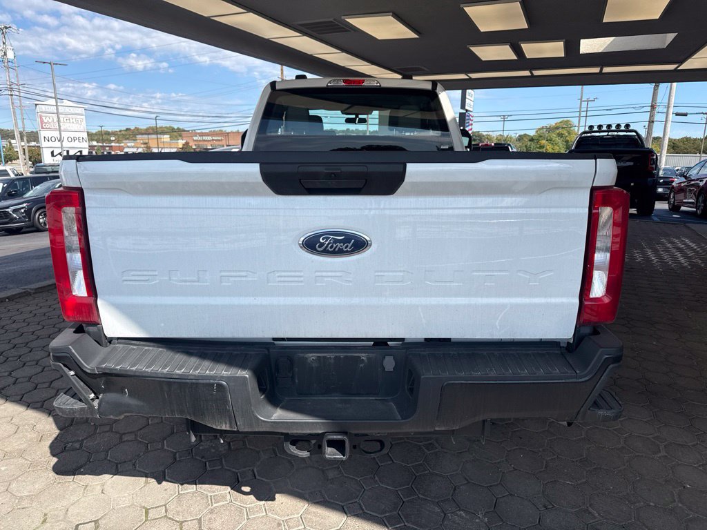 Used 2024 Ford F250 XL AWD/4WD image 7