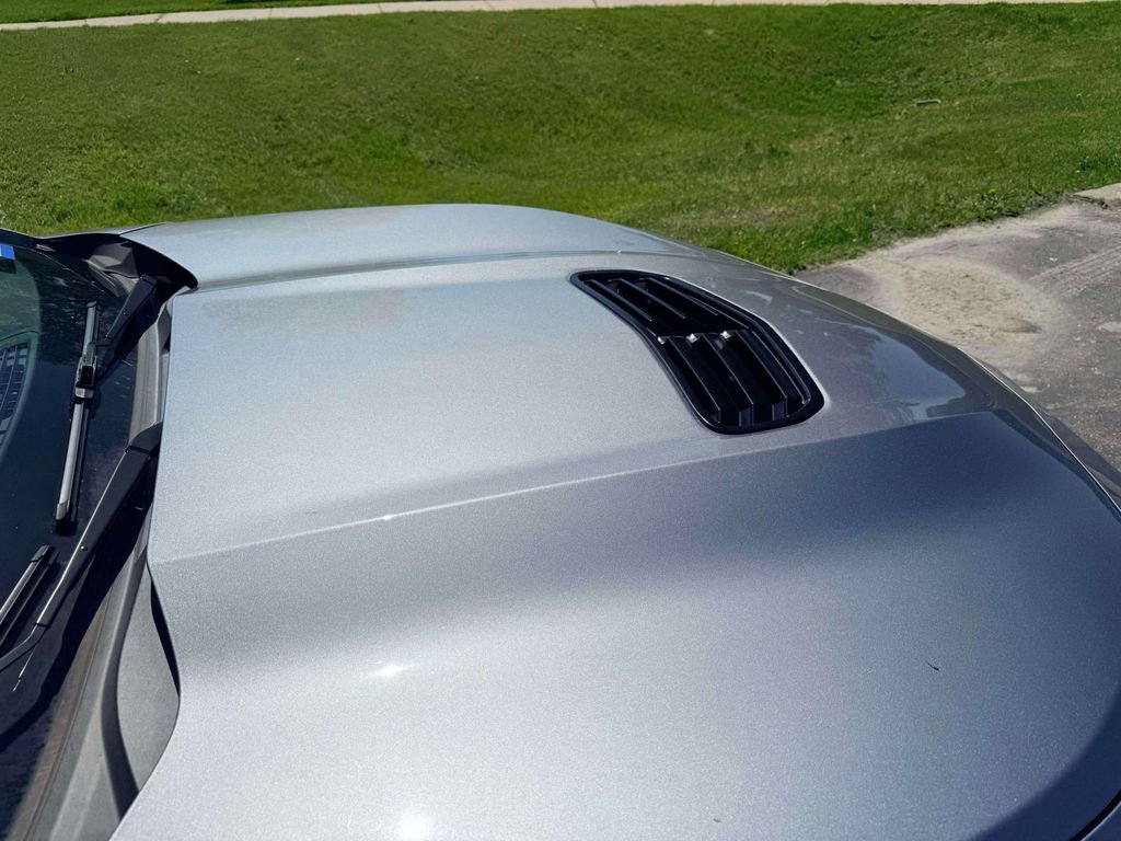 Used 2022 Chevrolet Camaro LT RWD image 27