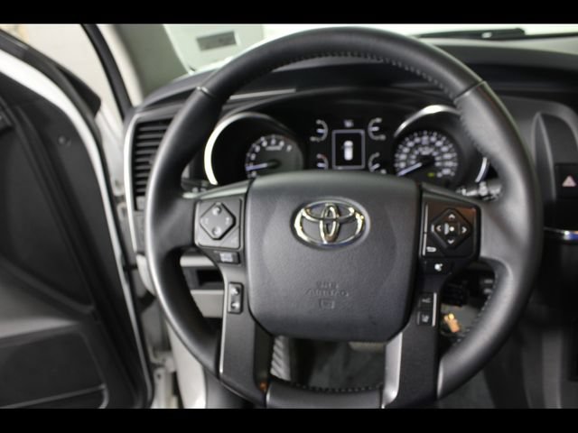 Used 2018 Toyota Sequoia SR5 w/ Premium Package AWD/4WD image 18
