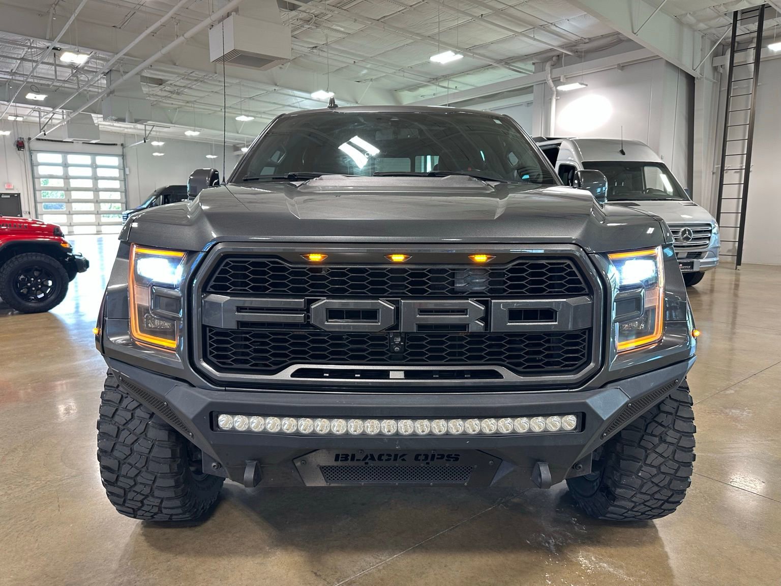 Used 2020 Ford F150 Raptor w/ Equipment Group 802A Luxury AWD/4WD image 2