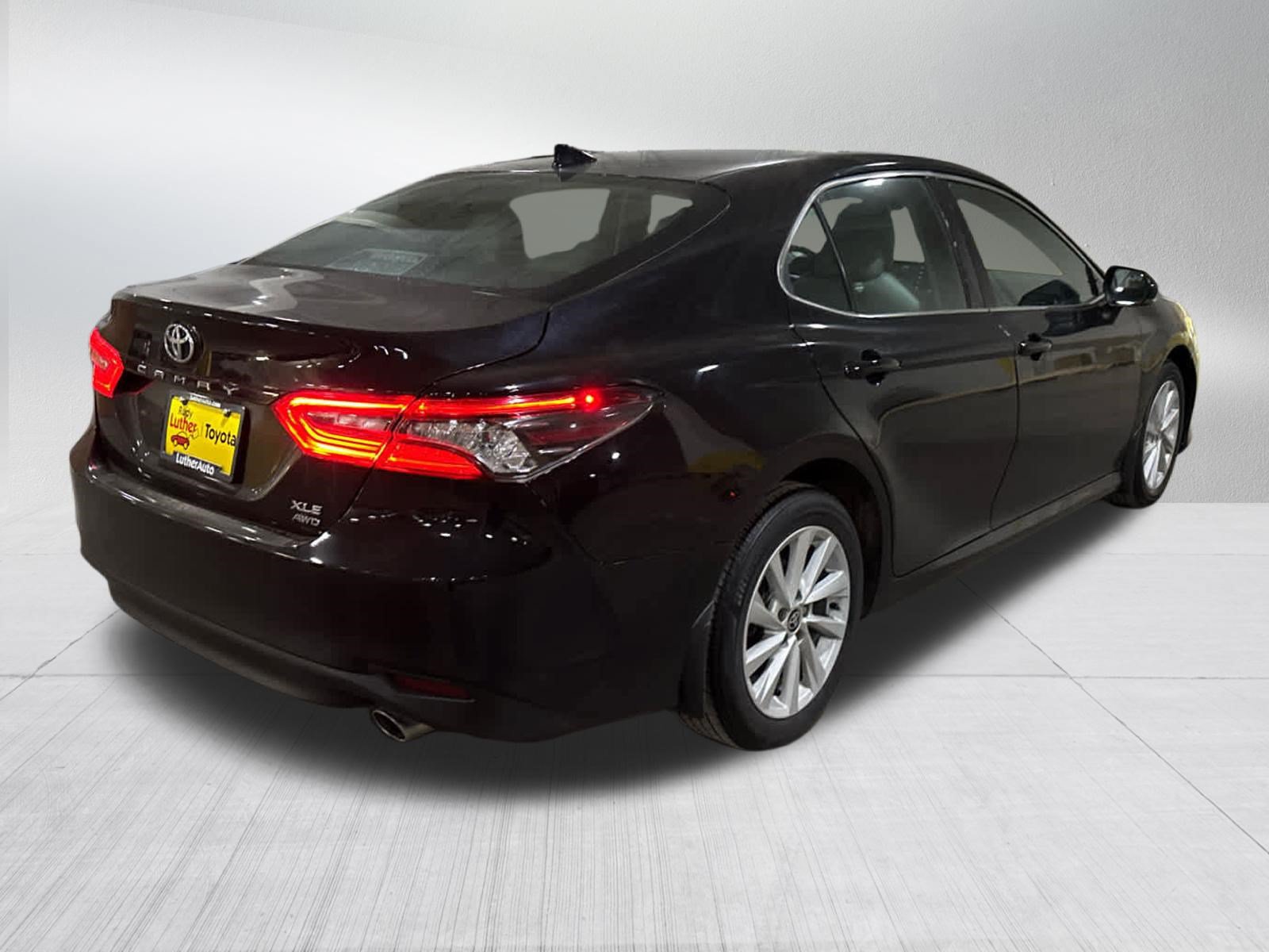 Certified 2023 Toyota Camry XLE w/ Cold Weather Package AWD/4WD image 6