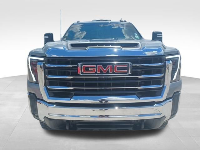 Used 2024 GMC Sierra 2500 SLE w/ SLE Value Package; AWD/4WD image 2