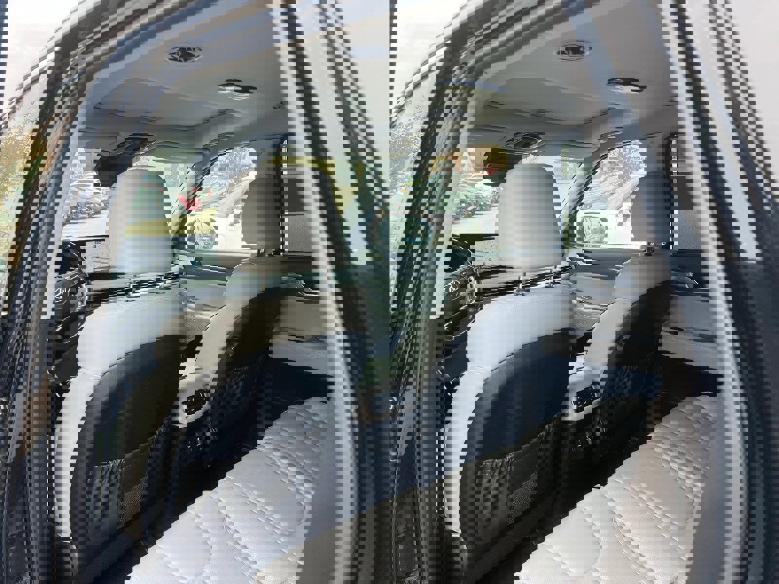 Certified 2024 Hyundai Palisade SEL image 19