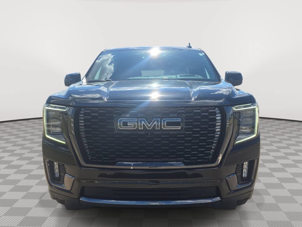 Used 2024 GMC Yukon Denali Ultimate AWD/4WD image 2