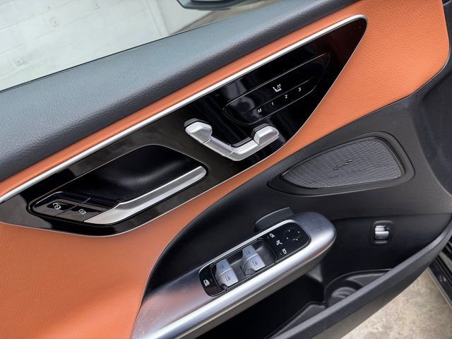 Certified 2023 Mercedes-Benz C 300 4MATIC Sedan image 15