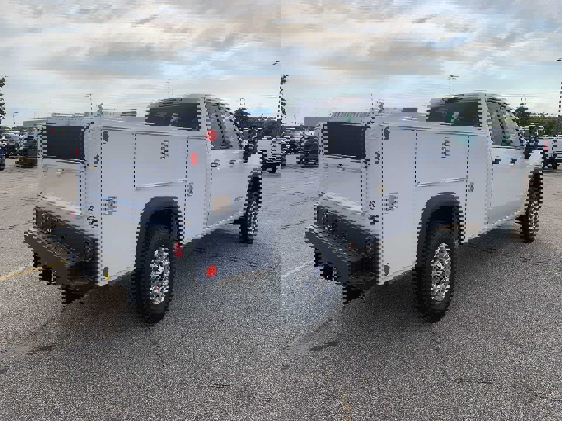 New 2025 GMC Sierra 2500 Pro w/ Convenience Package image 16