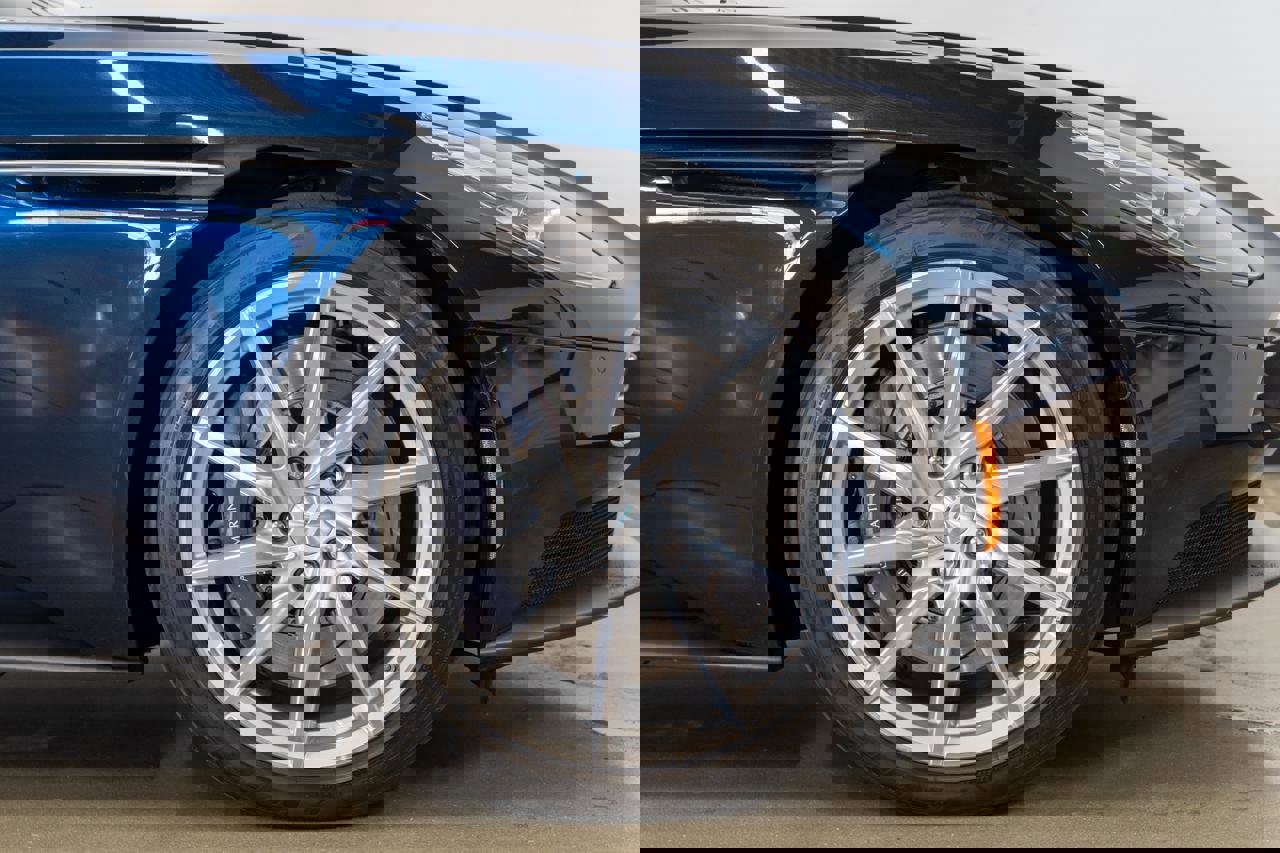 Used 2018 Aston Martin DB11 V12 image 37