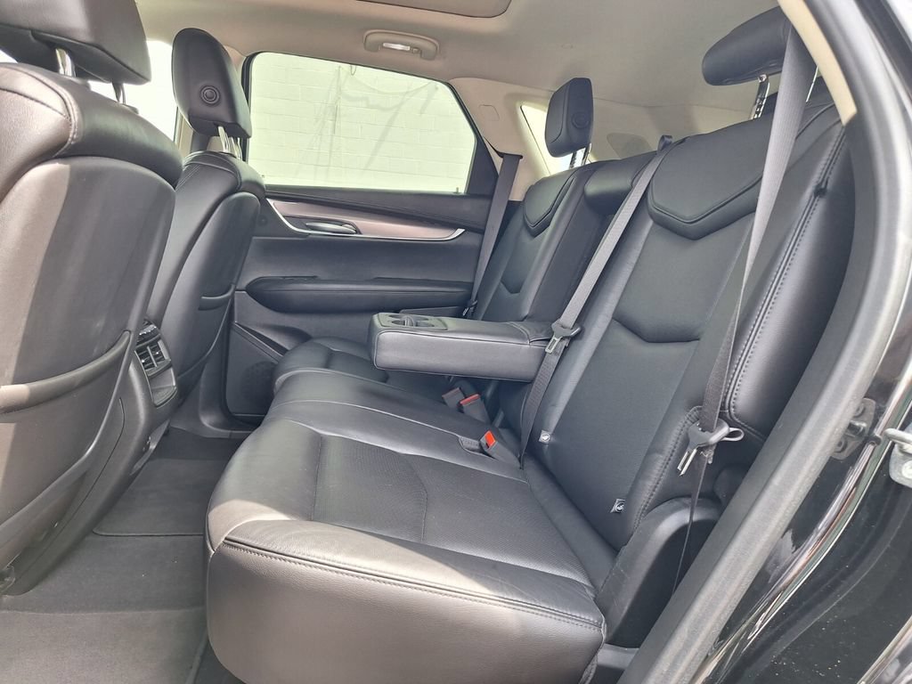 Used 2018 Cadillac XT5 Premium Luxury FWD image 26