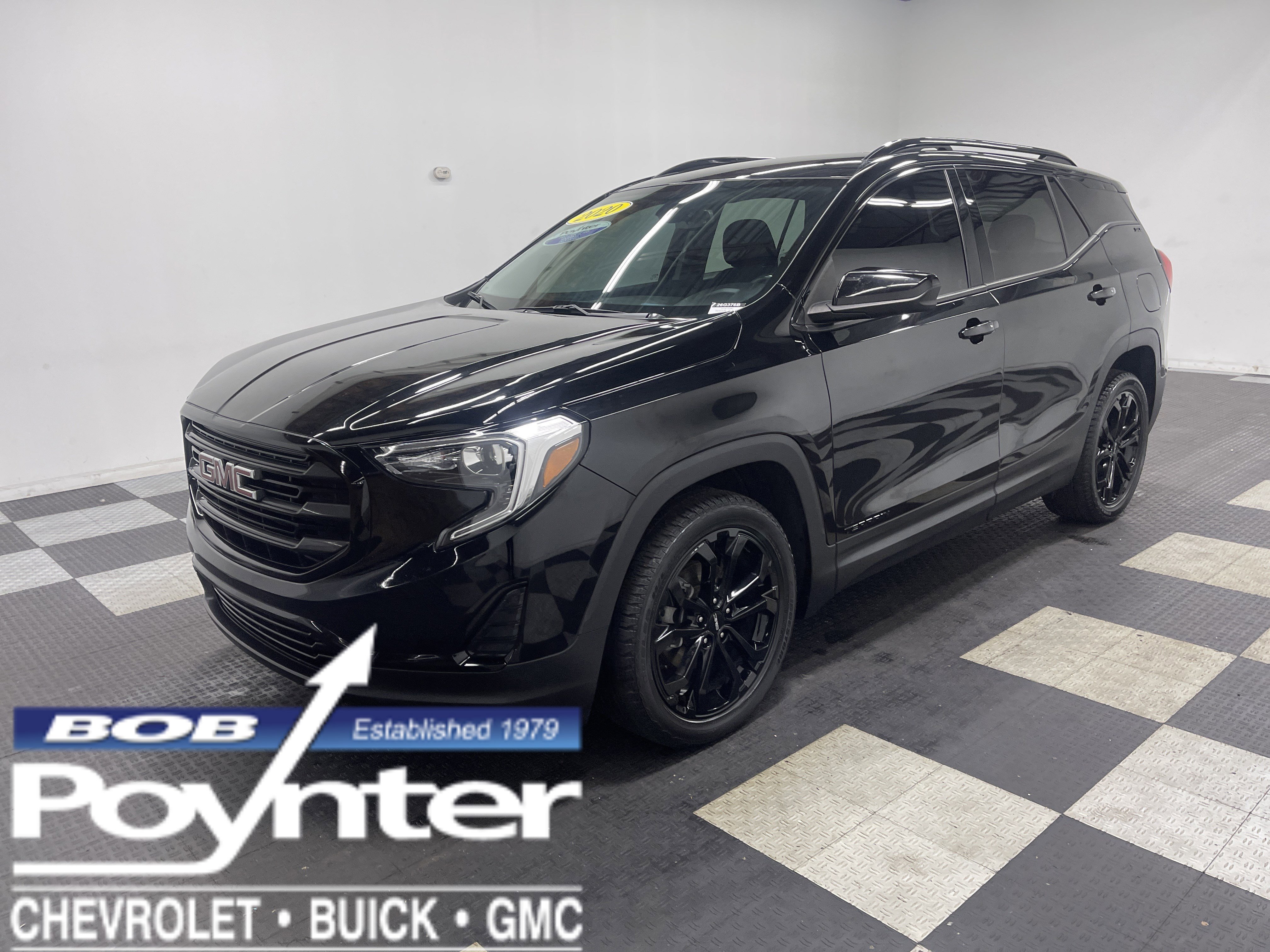 Used 2020 GMC Terrain SLE w/ Elevation Edition image 1