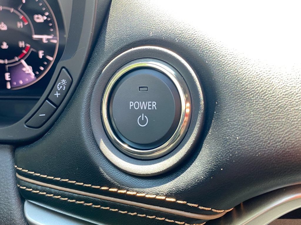 Used 2025 MAZDA CX-70 Plug-In Hybrid w/ Premium Plus AWD/4WD image 24