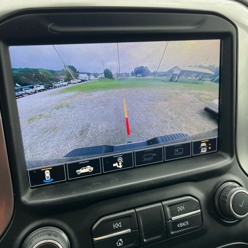 Used 2020 Chevrolet Silverado 2500 LTZ w/ LTZ Plus Package AWD/4WD image 11