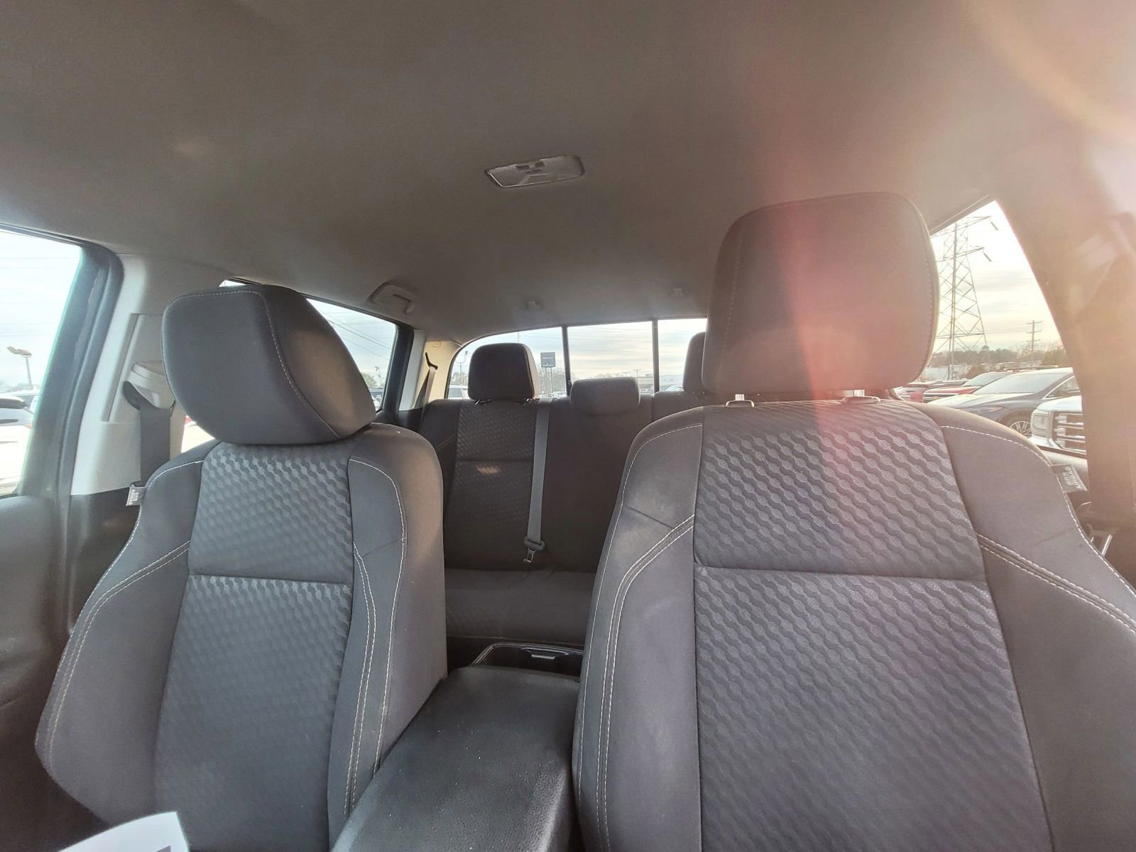 Used 2021 Toyota Tacoma SR5 w/ Trail Edition image 15