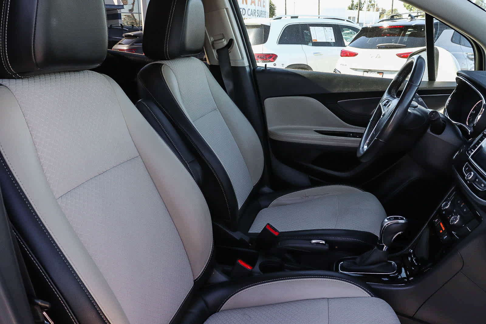 Used 2019 Buick Encore Preferred image 21