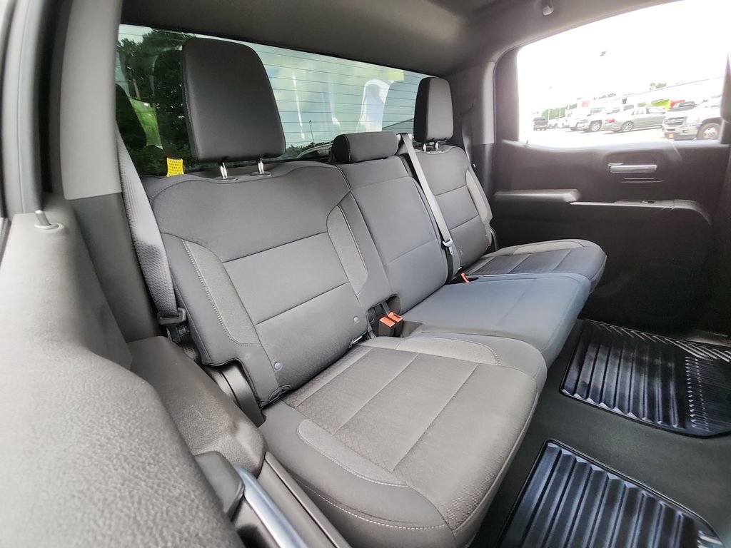 Certified 2025 Chevrolet Silverado 1500 Custom w/ Turbomax Blackout Package image 30