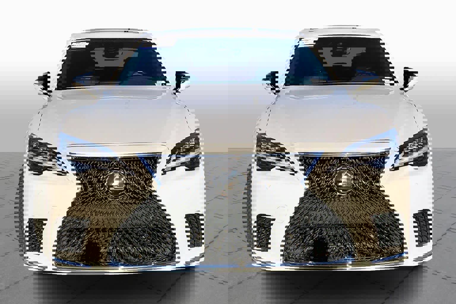 Used 2021 Lexus LS 500 w/ Accessory Package (Z2) image 3