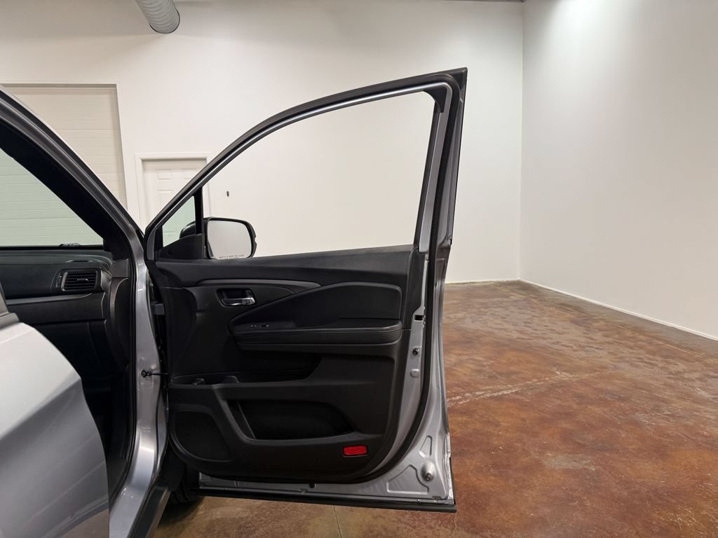 Used 2022 Honda Pilot Sport image 62