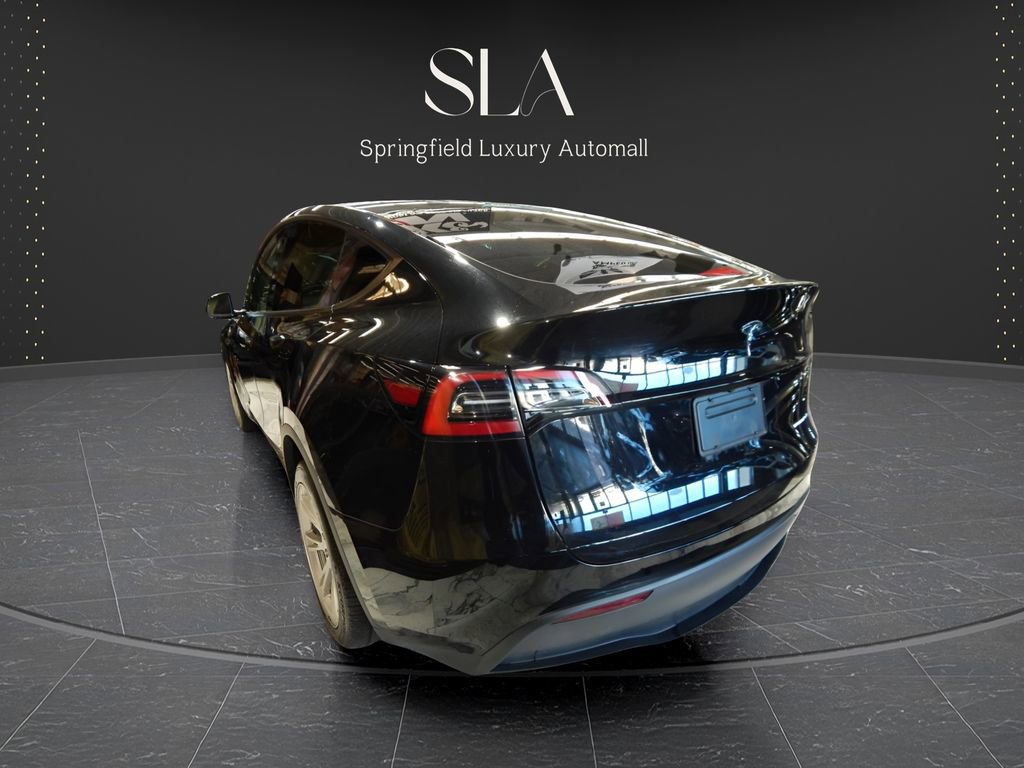 Used 2025 Tesla Model Y Long Range AWD/4WD image 8