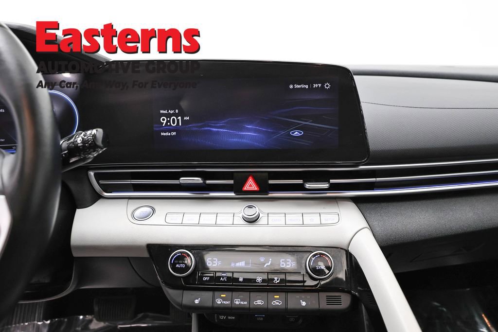 Used 2023 Hyundai Elantra Limited w/ Preferred Accessory Package FWD image 12