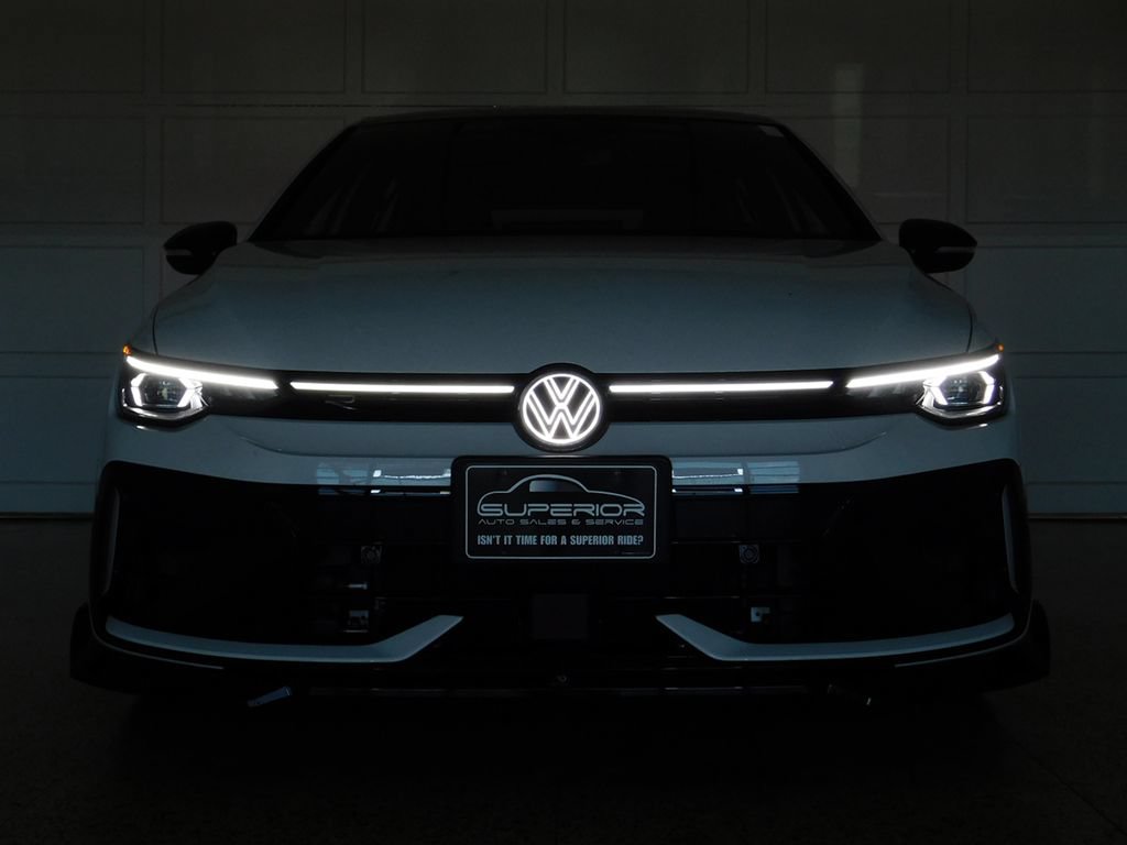 Used 2026 Volkswagen Golf AWD/4WD image 13
