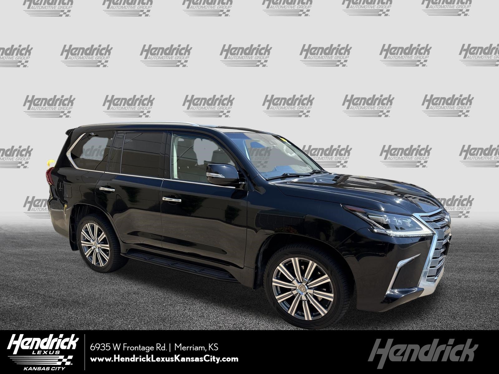 Used 2017 Lexus LX 570 4WD w/ Luxury Package