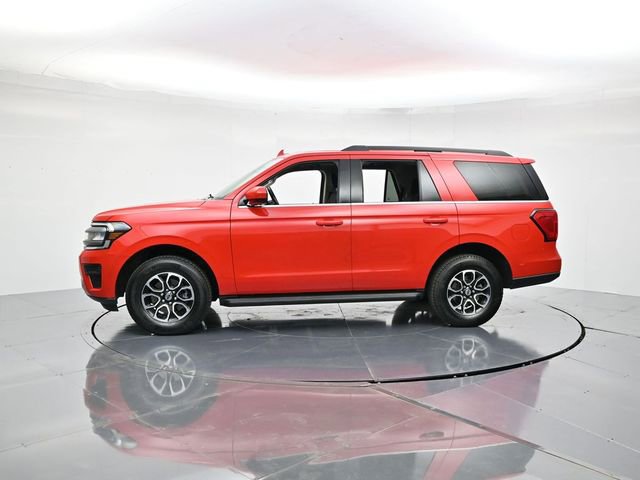 Used 2024 Ford Expedition XLT image 6
