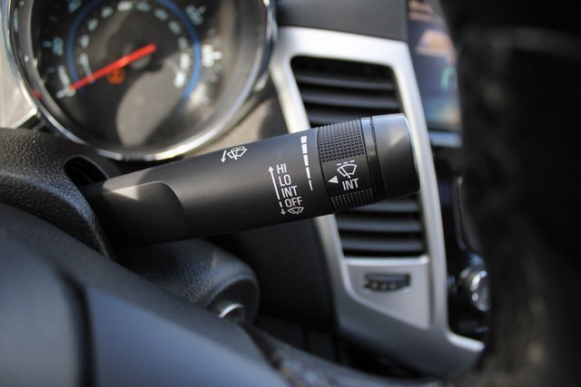 Used 2014 Chevrolet Cruze LT w/ Sun, Sound and Sport Package image 19