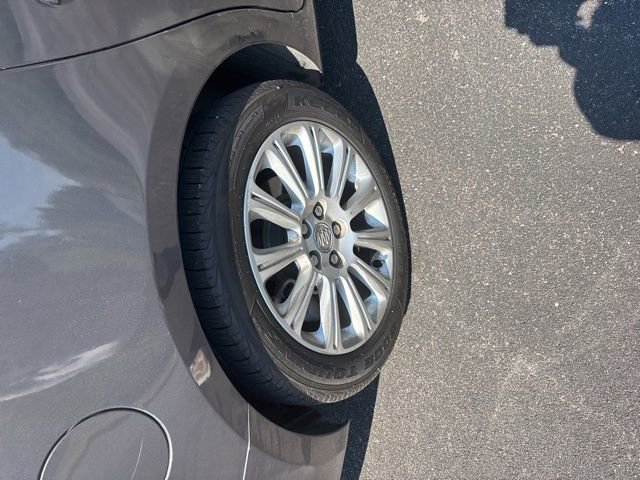 Used 2013 Buick LaCrosse Premium w/ Entertainment Package FWD image 26