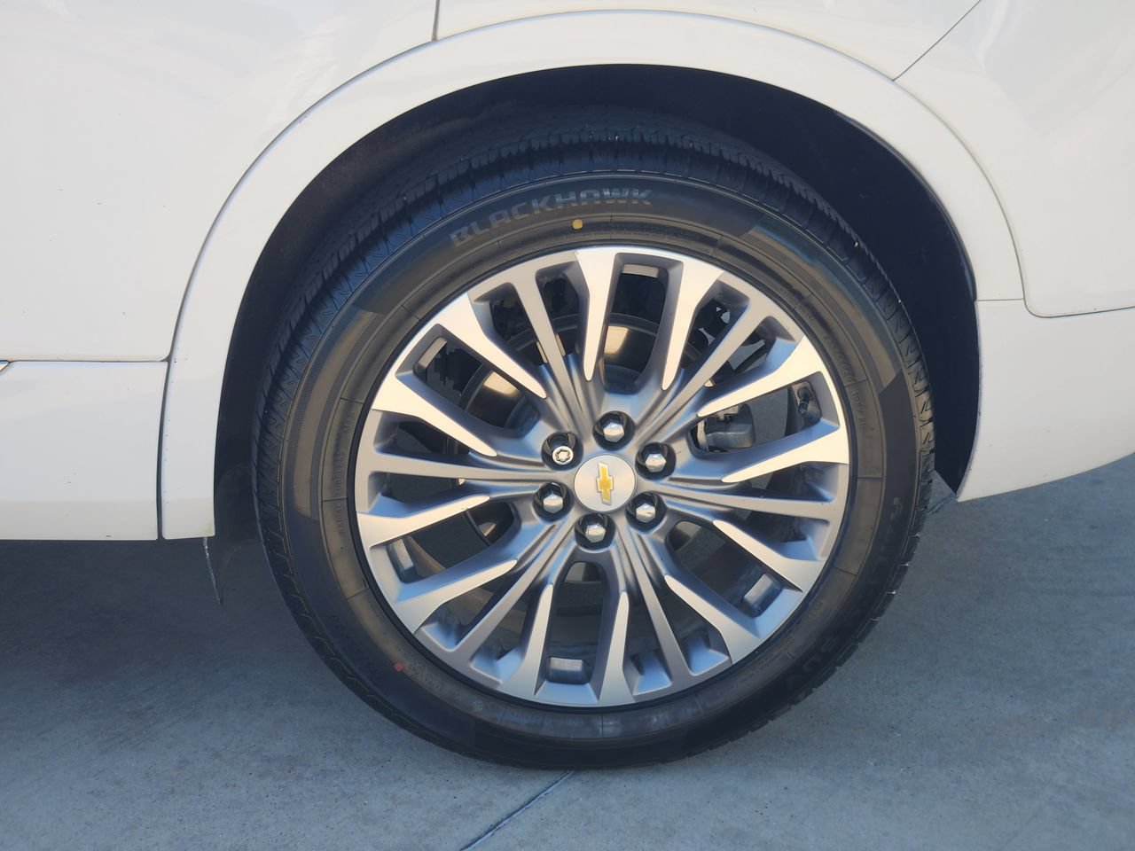 Used 2019 Chevrolet Blazer Premier w/ Driver Confidence II Package FWD image 11