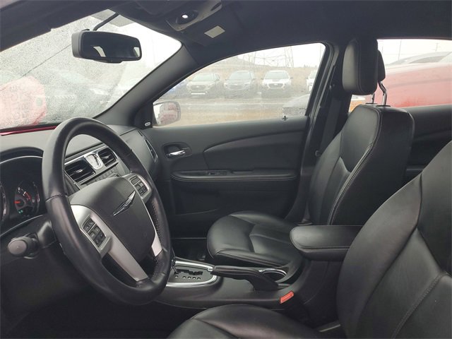 Used 2014 Chrysler 200 Limited image 11